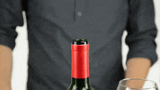 Vakuový uzávěr na láhev vína
