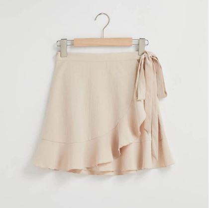 Krátká zavinovací sukně - krémová