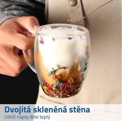 Dvoustěnný skleněný hrnek s květinami