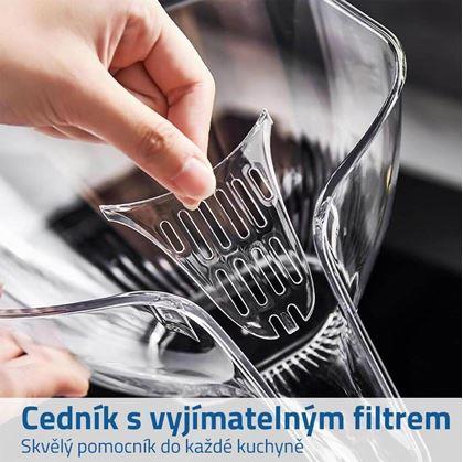 Cedník s výlevkou