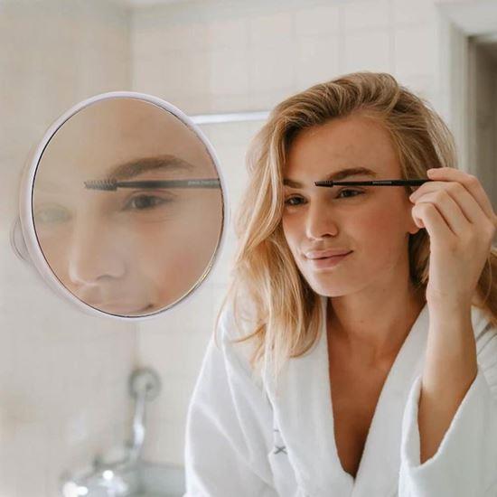 Obrázek z 10x zvětšující zrcátko na zrcadlo
