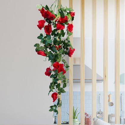 Obrázek z Umělá převislá květina 90 cm - červená