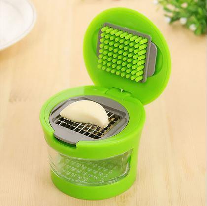 Obrázek z Ruční kráječ na česnek + 2 nástavce