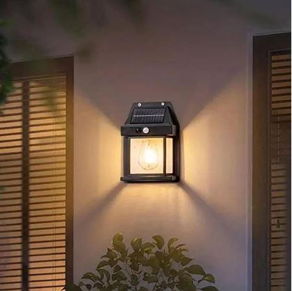 Obrázek z Nástěnná solární lampa se senzorem 