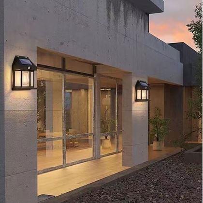 Obrázek z Nástěnná solární lampa se senzorem 