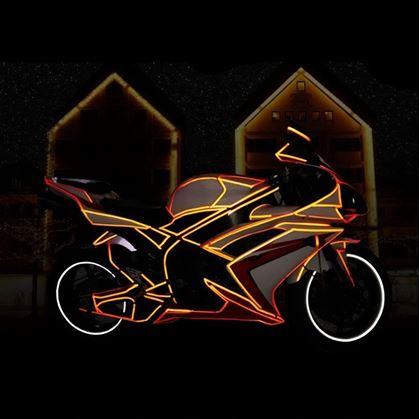 Obrázek z Samolepící reflexní páska na kolo - stříbrná 8 m