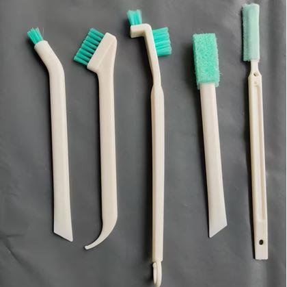 Obrázek z Sada kartáčků pro čištění těžko přístupných míst 5 ks