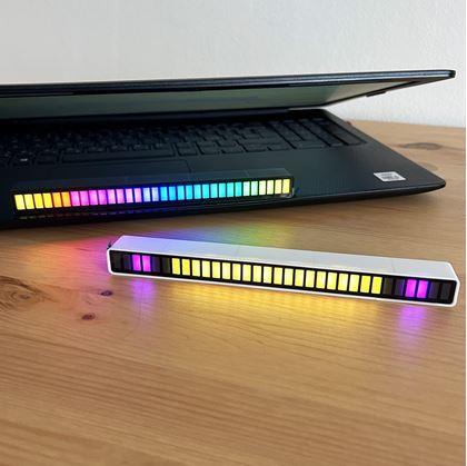 Obrázek z LED světelný panel reagující na zvuk - bílý