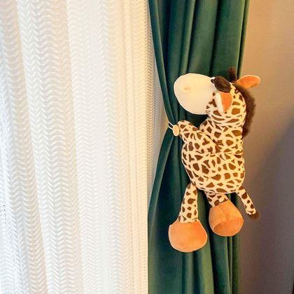 Obrázek z Spona na závěsy plyšová žirafa