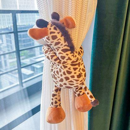 Obrázek z Spona na závěsy žirafa