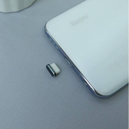 Obrázek z Protiprachová krytka pro USB-C port