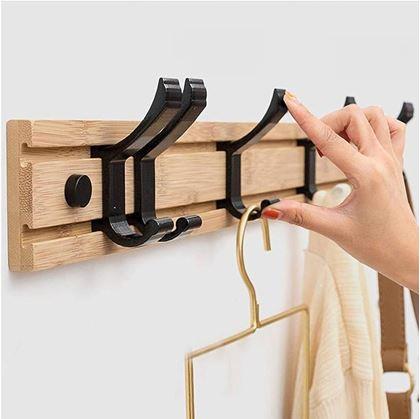 Obrázek z Dřevěný věšák s 5 kovovými háčky 50 cm 