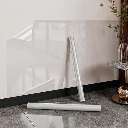 Obrázek z Statická transparentní ochranná a omyvatelná fólie na stěnu 60x200 cm