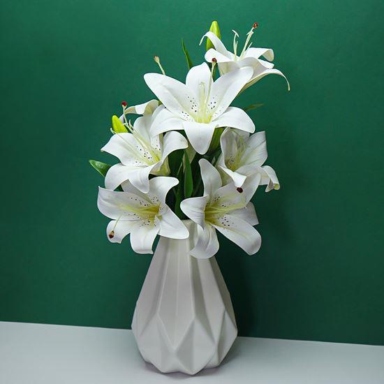 Obrázek z Umělá kytice lilií - bílá