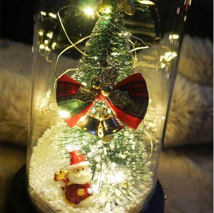 Obrázek z Svítící vánoční stromeček ve skleněné váze v dárkovém balení