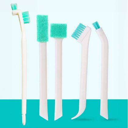 Obrázek z Sada kartáčků pro čištění těžko přístupných míst 5 ks