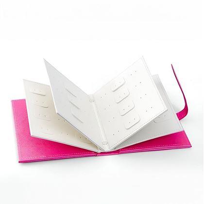 Obrázek z Šperkovnice v designu knihy