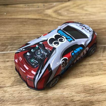 Obrázek z Kaskadérské skákací autíčko - bílo červené