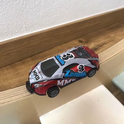 Obrázek z Kaskadérské skákací autíčko - bílo červené