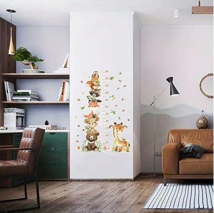 Obrázek z Dětský nalepovací metr na zeď - zvířátka