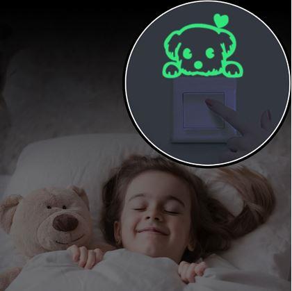 Obrázek z Svítící nálepky nad vypínač - pejsek