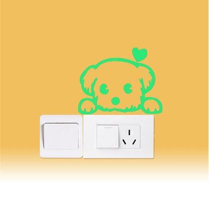 Obrázek z Svítící nálepky nad vypínač - pejsek