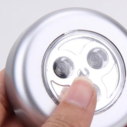 Obrázek z Samolepící lampička 3 LED stříbrná