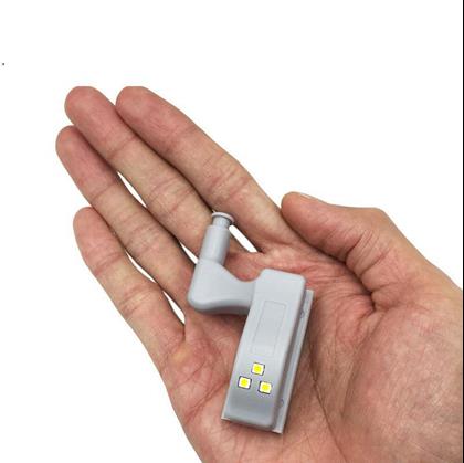 Obrázek z Světlo do skříně