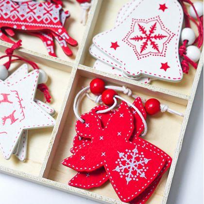 Obrázek z Sada dřevěných ozdob 12 ks - vánoční mix