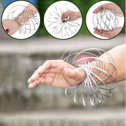 Obrázek z Magická kovová pružina