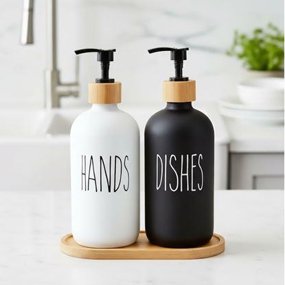 Obrázek Sada dávkovačů s pumpičkou na mýdlo a jar na podnose