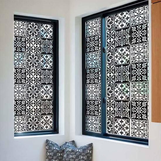 Obrázek z Ozdobná fólie na okno - vintage mozaika