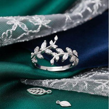 Obrázek z Elegantní prstýnek s nastavitelnou velikostí