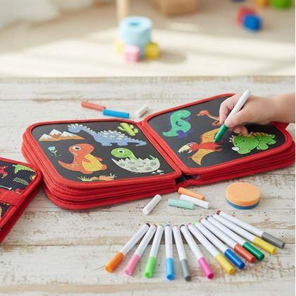 Obrázek z Dětská kreslící knížka s fixy - dinosauři