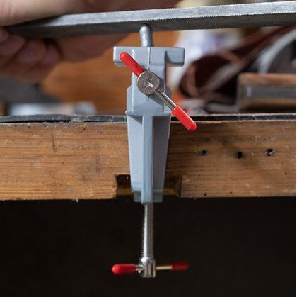 Obrázek z Mini svěrák na stůl