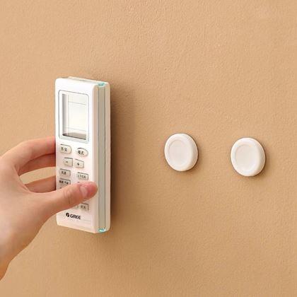 Obrázek z Nalepovací magnetický držák