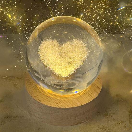 Obrázek z  LED svítící skleněná koule - srdce