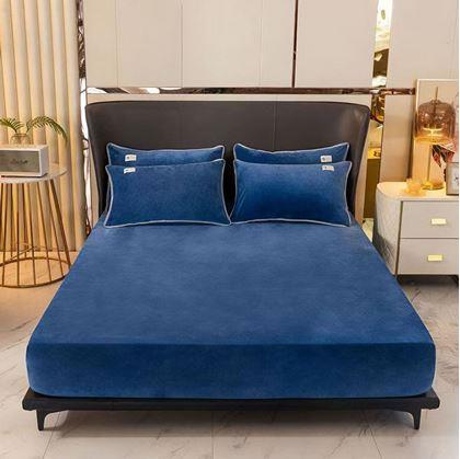 Obrázek z Mikroplyšové prostěradlo 90 x 200 cm - tmavě modré