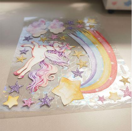 Obrázek z Dětská samolepka na okno - jednorožec