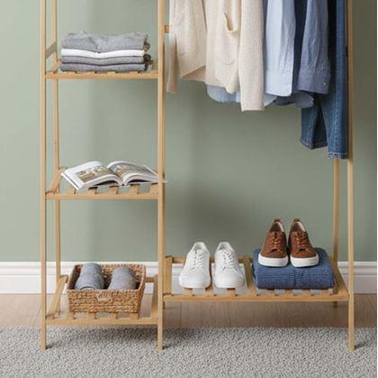 Obrázek z Dřevěný stojan na oblečení s policemi a věšákem - šířka 80 cm