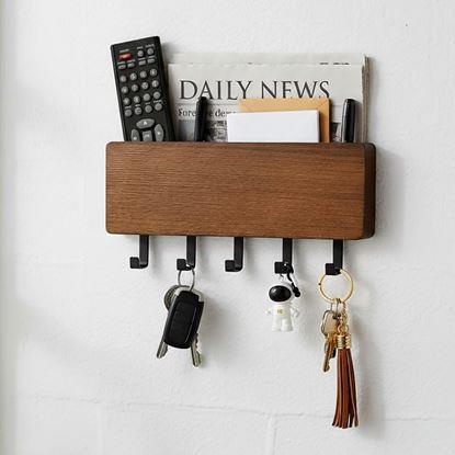 Obrázek Dřevěný věšák na klíče s přihrádkou