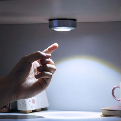 Obrázek z Samolepící lampička 3 LED stříbrná