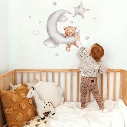 Obrázek z Samolepky na zeď medvídek  - na měsíčku