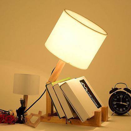 Obrázek z Dřevěná stolní lampa panáček