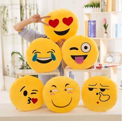 Obrázek z Emoji polštář - slzy radosti