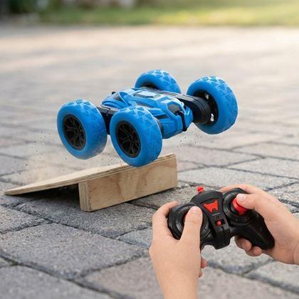 Obrázek z RC akrobatické nabíjecí autíčko 360° na dálkové ovládání